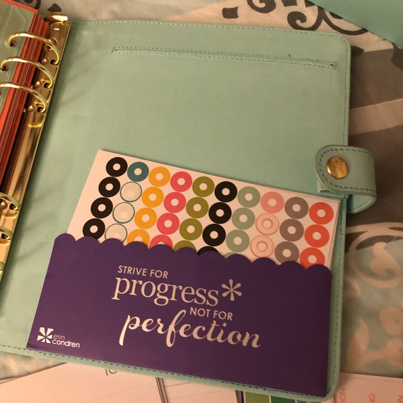 Large Kikki K planner in mint - Picture 7 of 8